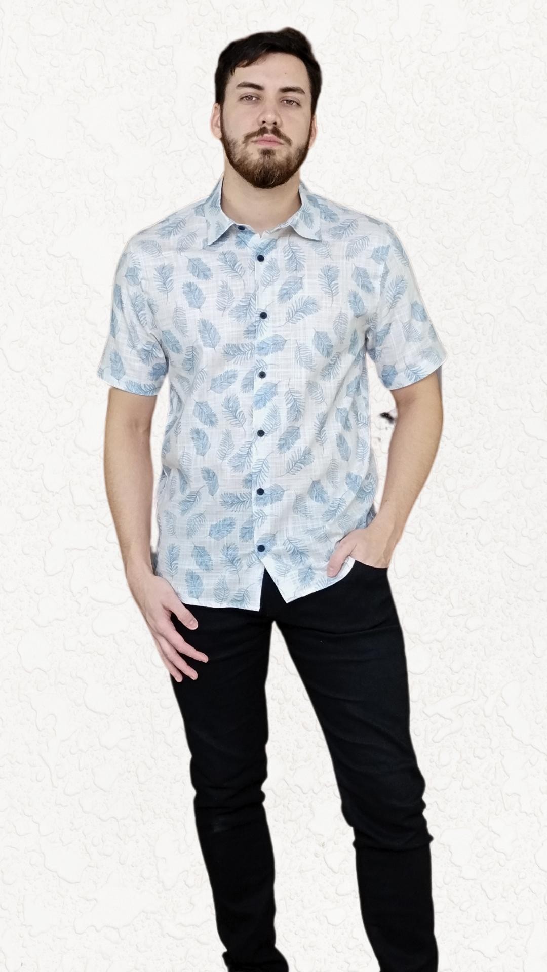 Camisa masculina manga curta algodão estampa folhas